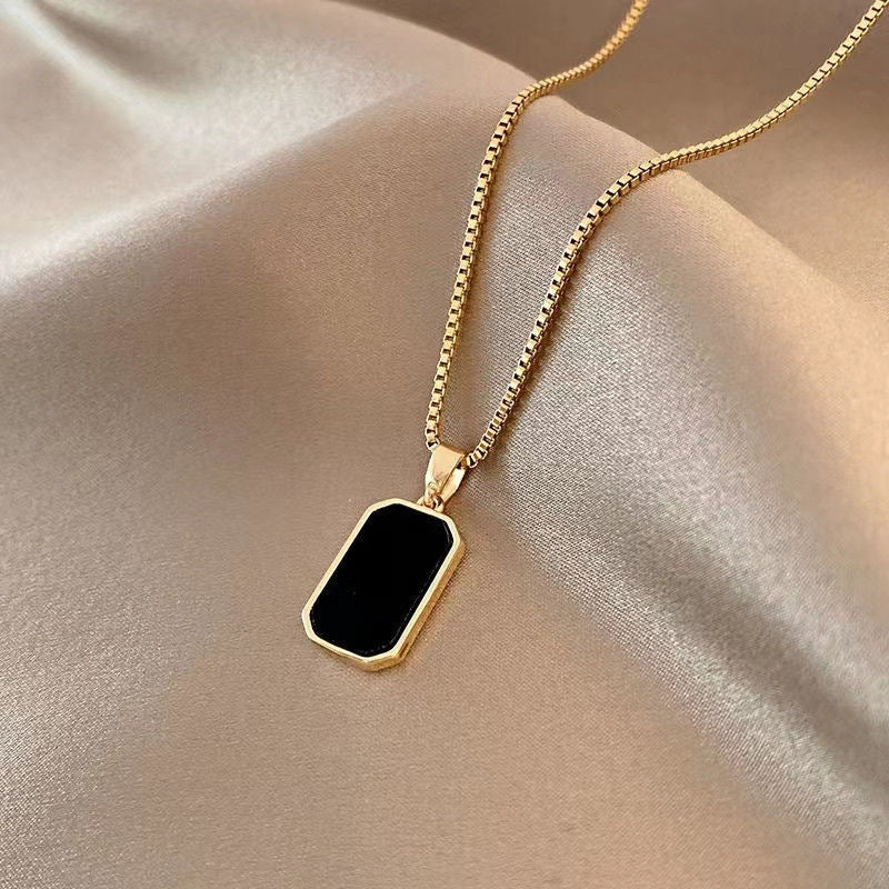 Korean Style Square Pendant Necklace for Women – Black Geometric Fashion Jewelry