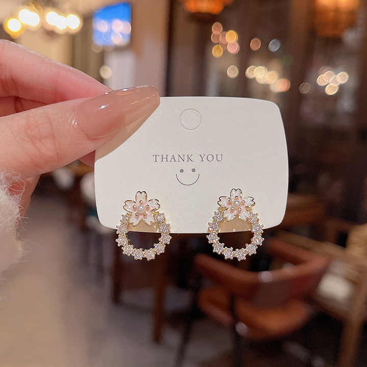 Korean-Style Earrings for Girls – Elegant Fashion Jewellery Pair