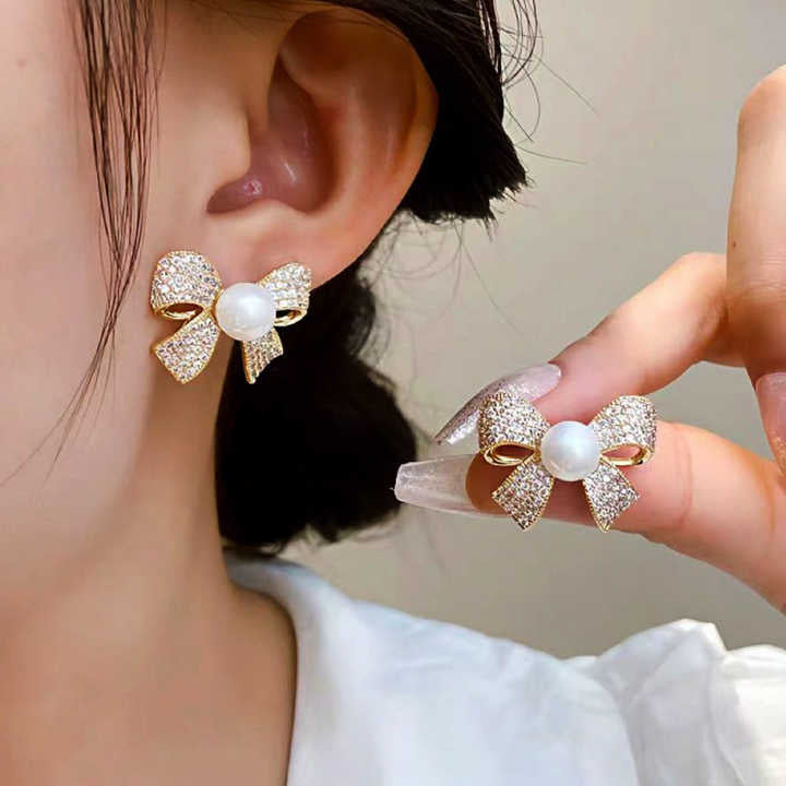 Korean-Style Earrings for Girls – Elegant Fashion Jewellery Pair