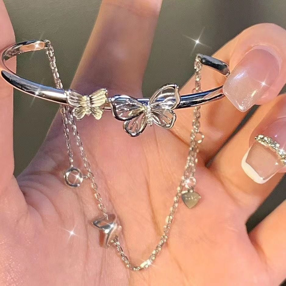 Double Heart Adjustable Bracelet for Girls & Women – Elegant Golden Color Fashion Jewelry