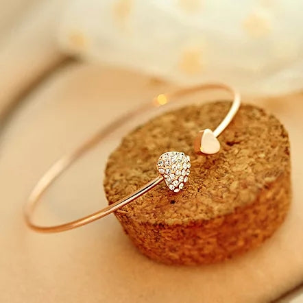 Double Heart Adjustable Bracelet for Girls & Women – Elegant Golden Color Fashion Jewelry