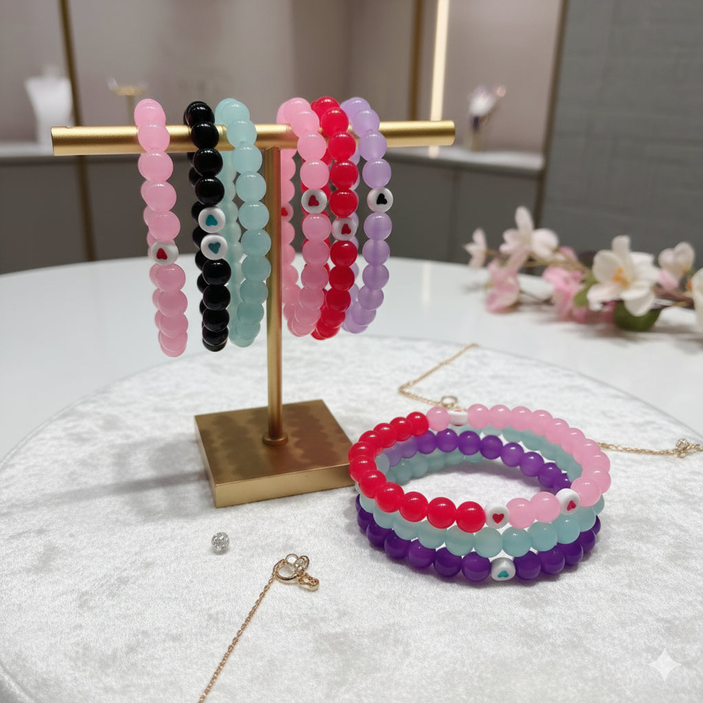 Korean Beaded Bracelet with Mini Heart Charm – Cute Handmade Fashion Jewelry for Girls & Women