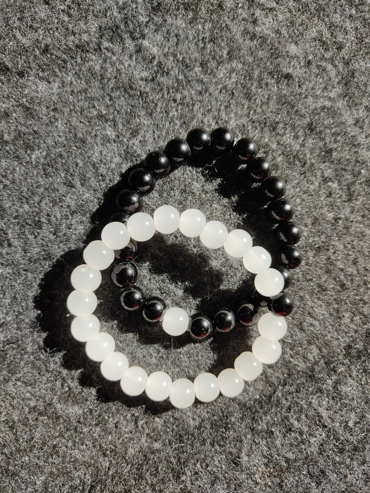 Matching Couple Bracelet Set – Black & White 8mm Beaded Bracelets for Partners | Handmade Stretch Bracelets