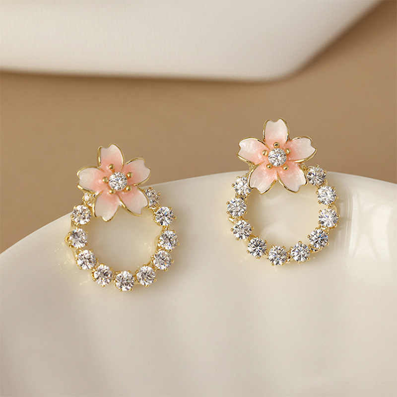 Korean-Style Earrings for Girls – Elegant Fashion Jewellery Pair