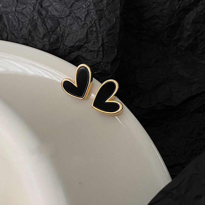 Korean-Style Earrings for Girls – Elegant Fashion Jewellery Pair