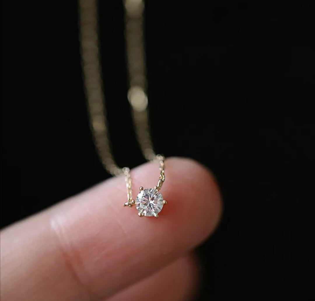 Simple Pendant Necklace for Girls & Women – Stylish Everyday Chain Jewellery