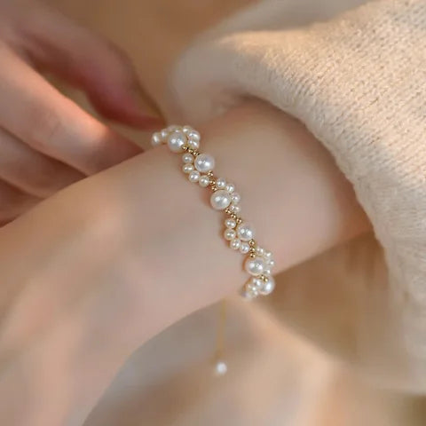 Korean Style Pearl Beaded Bracelet for Women & Girls – Cute Cat Paw Charm Fashion Jewelry