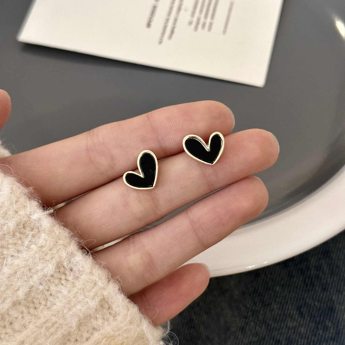 Korean-Style Earrings for Girls – Elegant Fashion Jewellery Pair
