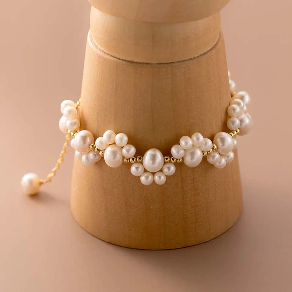 Korean Style Pearl Beaded Bracelet for Women & Girls – Cute Cat Paw Charm Fashion Jewelry
