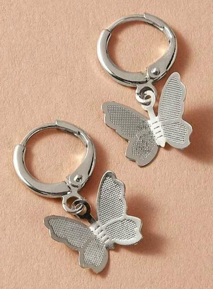 Korean-Style Earrings for Girls – Elegant Fashion Jewellery Pair