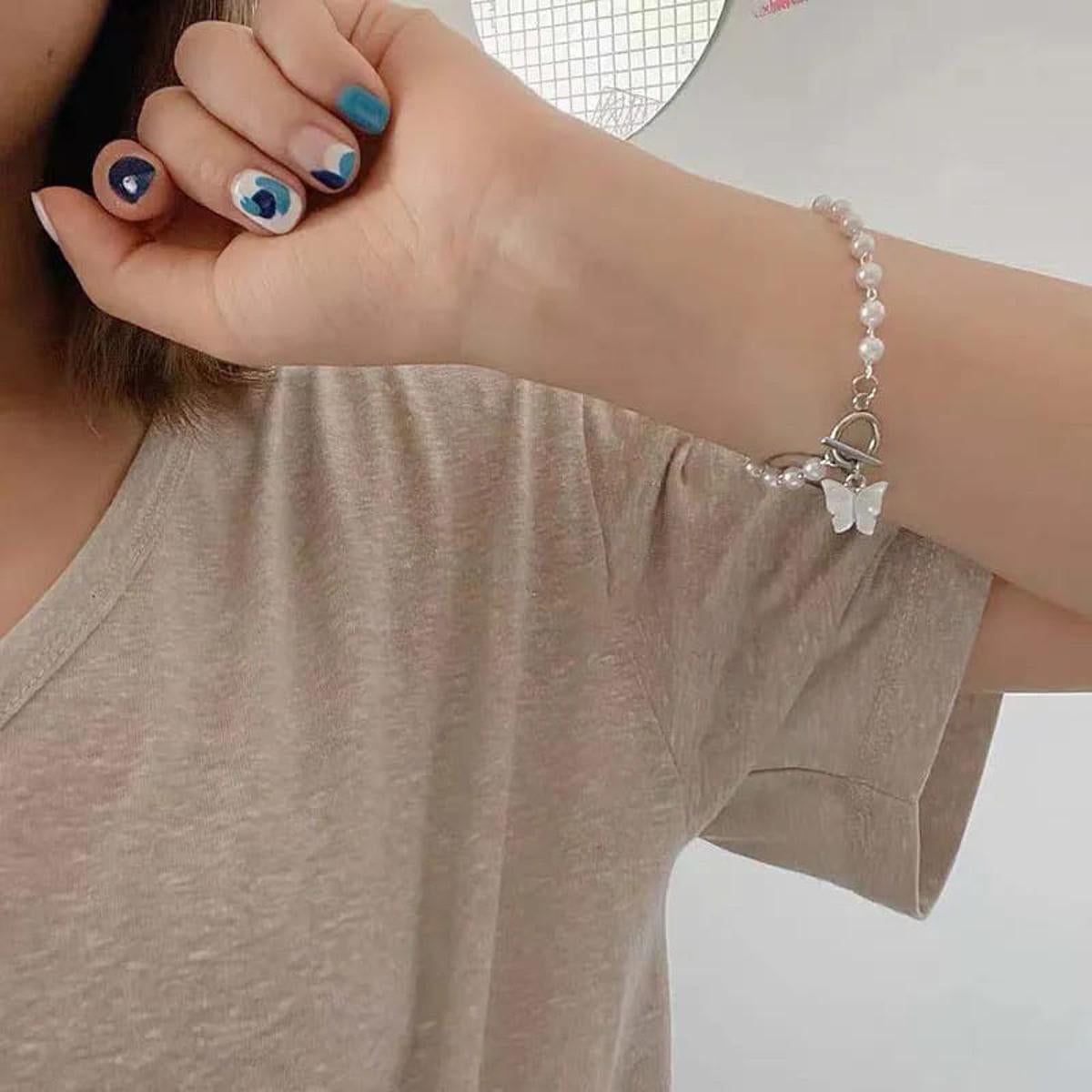 Pearl Butterfly Bracelet for Girls & Women – Korean-Style Butterfly Pendant Fashion Jewellery