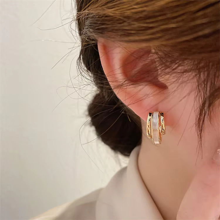 Korean-Style Gold Earrings for Girls & Women – Trendy Fashion Jewellery