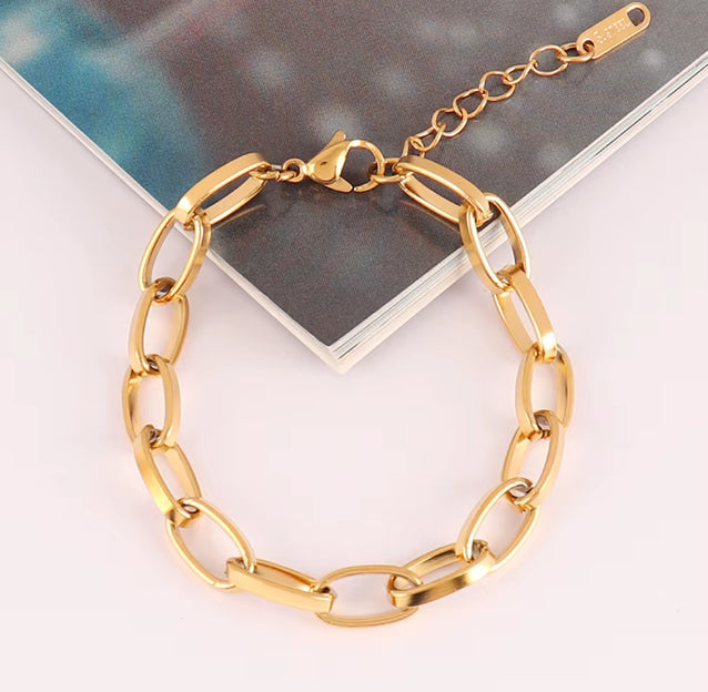 Stainless Steel Oval Chain Bracelet for Women – 4mm Gold & Silver Fashion Bracelet 19cm