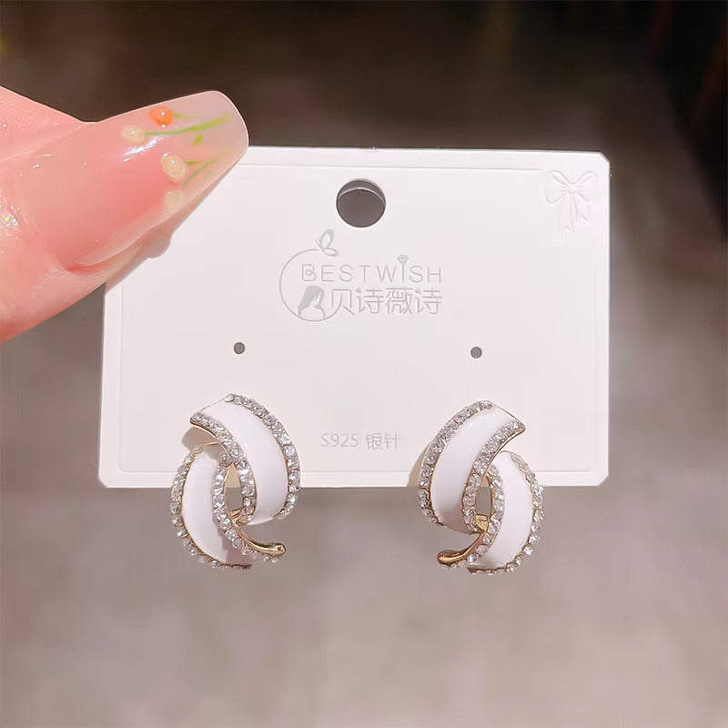Korean-Style Gold Earrings for Girls & Women – Trendy Fashion Jewellery