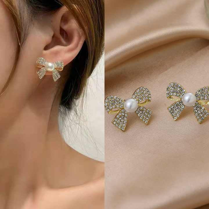 Korean-Style Earrings for Girls – Elegant Fashion Jewellery Pair